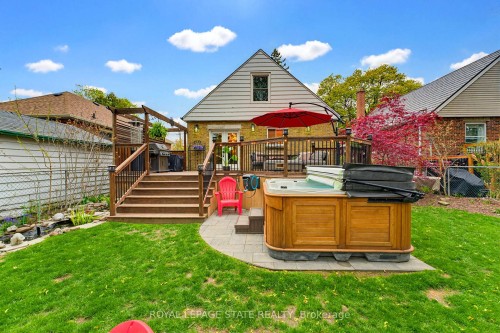 198 East 19Th Street, Hamilton, ON - Outdoor With Deck Patio Veranda