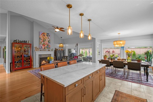 978 Cantebury Pl, Qualicum Beach, BC 
