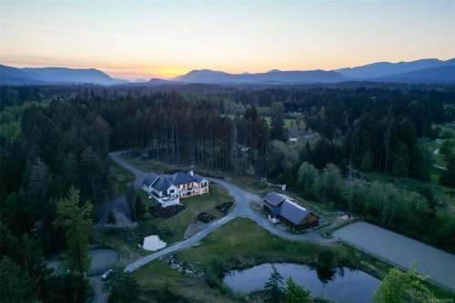 4939 Waters Rd, Duncan, BC 