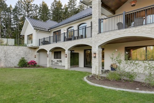 4939 Waters Rd, Duncan, BC 