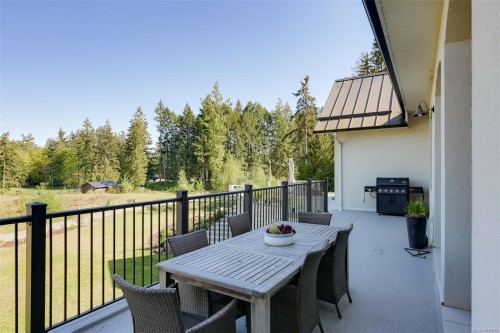 4939 Waters Rd, Duncan, BC 
