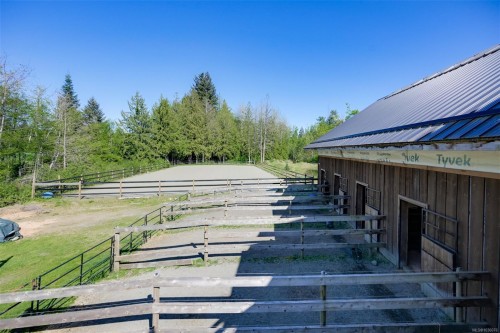 4939 Waters Rd, Duncan, BC 