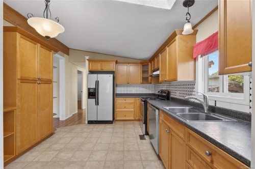 17-2140 20Th St, Courtenay, BC 