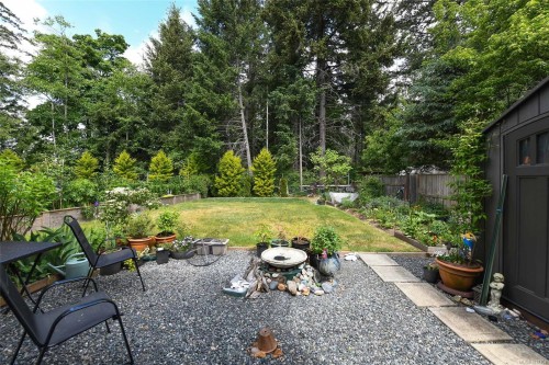 2126 Cypress Rd, Comox, BC 