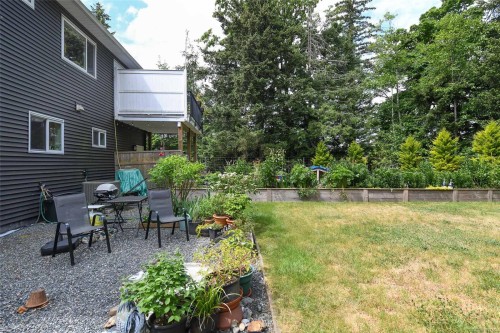 2126 Cypress Rd, Comox, BC 
