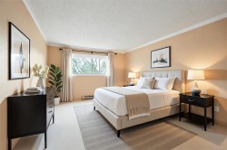 202-3255 Glasgow Ave Saanich, BC V8X 4S4