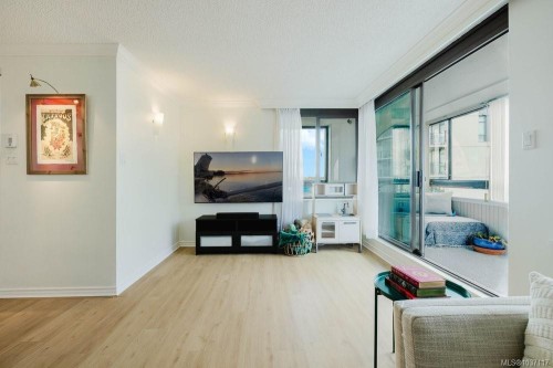 1004-1034 Johnson St  Victoria, BC V8V 3N7