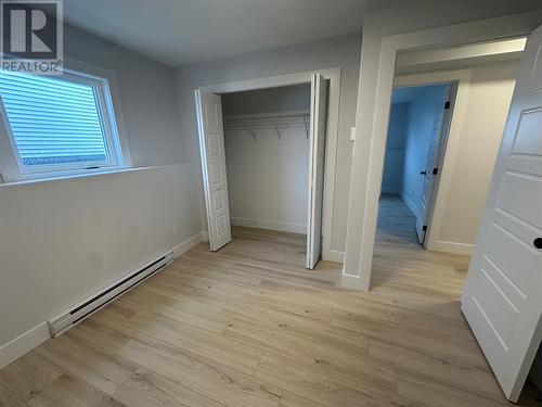 2 Knightsbridge Place, Paradise, NL - Indoor