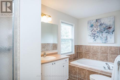Convenient Primary ensuite - 23 Baggs Crescent, Cambridge, ON - Indoor Photo Showing Bathroom