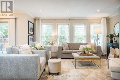 So much natural light! - 23 Baggs Crescent, Cambridge, ON - Indoor Photo Showing Living Room