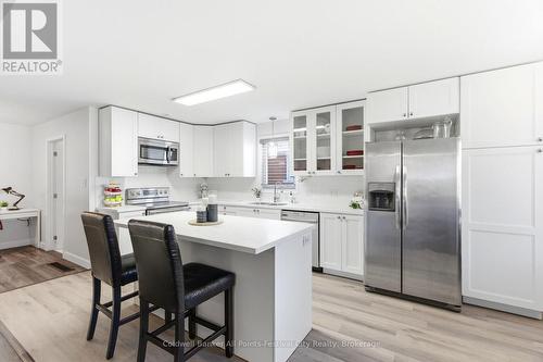 125 Picton Street E, Goderich (Goderich (Town)), ON - Indoor Photo Showing Kitchen