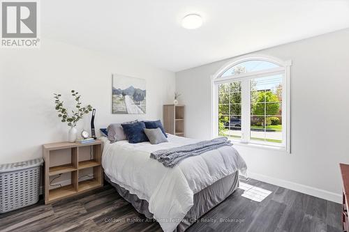 125 Picton Street E, Goderich (Goderich (Town)), ON - Indoor Photo Showing Bedroom