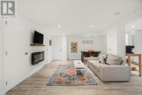 2149 Dublin Avenue, Ottawa, ON - Indoor Photo Showing Living Room With Fireplace