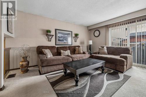 21 Lionshead Lookout, Brampton, ON 