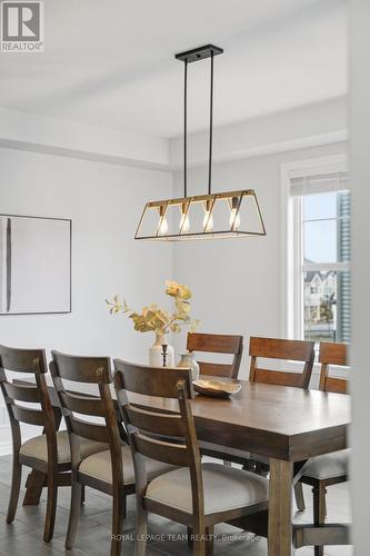 643 Rye Grass Way, Ottawa, ON - Indoor Photo Showing Dining Room