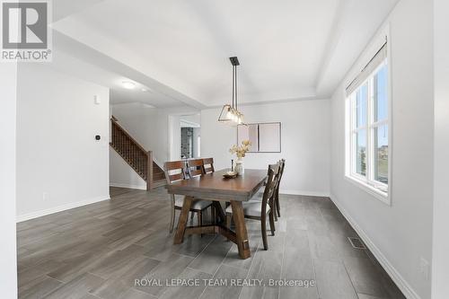 643 Rye Grass Way, Ottawa, ON - Indoor Photo Showing Dining Room