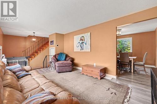 15 Philip Street, Smiths Falls, ON - Indoor Photo Showing Living Room