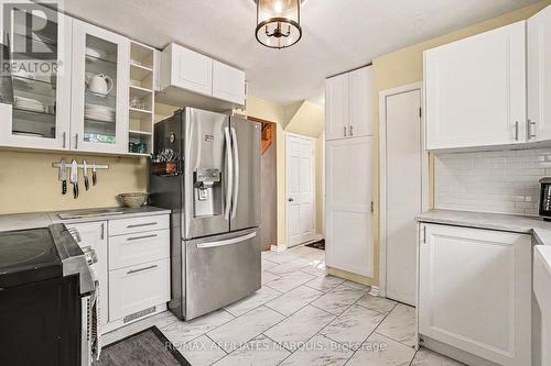15 Philip Street, Smiths Falls, ON - Indoor Photo Showing Kitchen