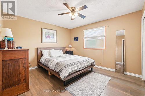 15 Philip Street, Smiths Falls, ON - Indoor Photo Showing Bedroom