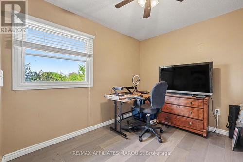 15 Philip Street, Smiths Falls, ON - Indoor Photo Showing Office