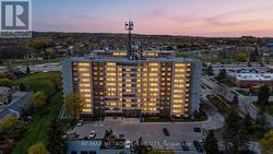 1010 - 40 WILLIAM ROE BOULEVARD Newmarket, ON L3Y 5N4