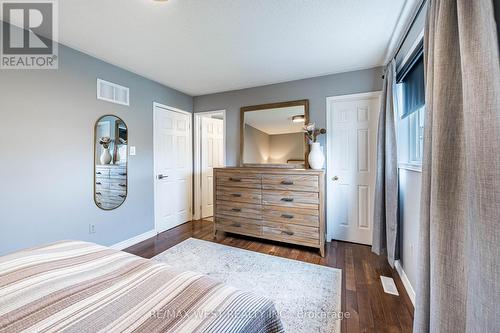 5 Moir Crescent, Barrie, ON - Indoor Photo Showing Bedroom