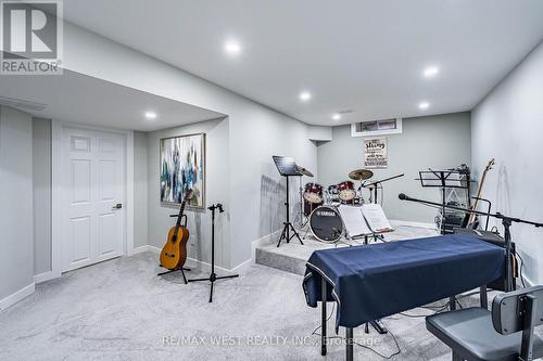 5 Moir Crescent, Barrie, ON - Indoor Photo Showing Other Room