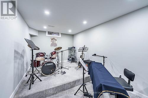 5 Moir Crescent, Barrie, ON - Indoor