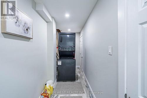 5 Moir Crescent, Barrie, ON - Indoor Photo Showing Other Room