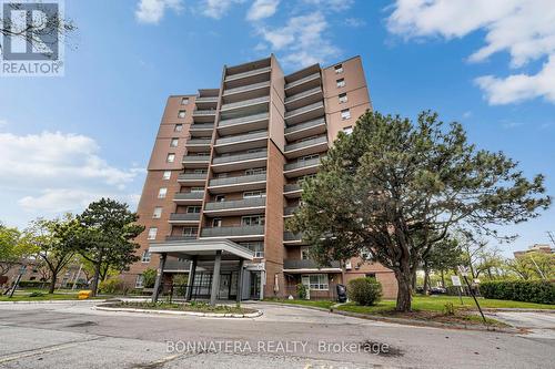 905 - 3065 QUEEN FREDERICA DRIVE  Mississauga, ON L4Y 3A3