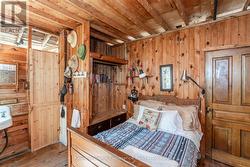 Bedroom 3 - 