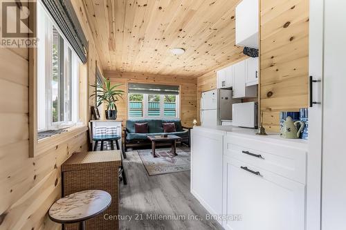 442811 Sideroad 12 Wgr Road, West Grey, ON - Indoor