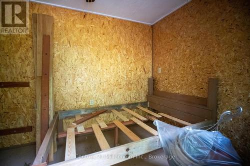 442811 Sideroad 12 Wgr Road, West Grey, ON - Indoor
