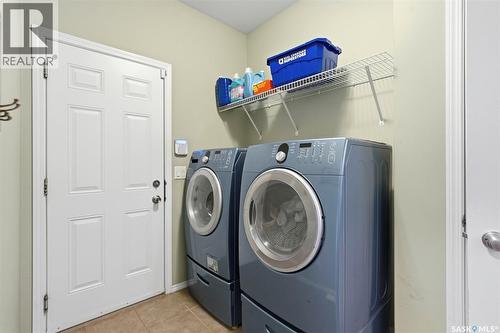 519 Rempel Manor, Saskatoon, SK - Indoor Photo Showing Laundry Room