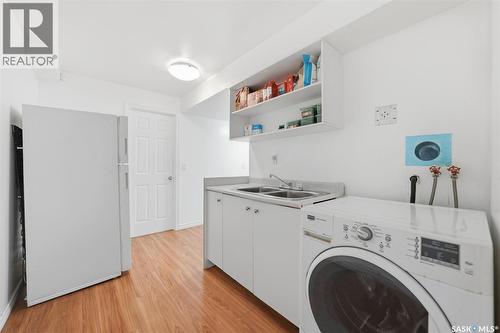 519 Rempel Manor, Saskatoon, SK - Indoor Photo Showing Laundry Room