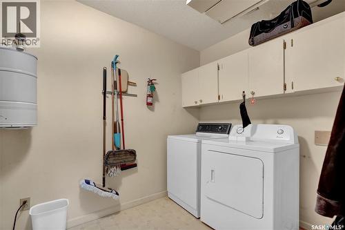 201 2315 Cornwall Street, Regina, SK - Indoor Photo Showing Laundry Room