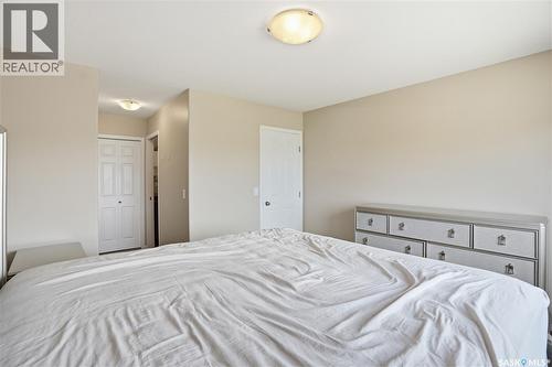 105 615 Stensrud Road, Saskatoon, SK - Indoor Photo Showing Bedroom