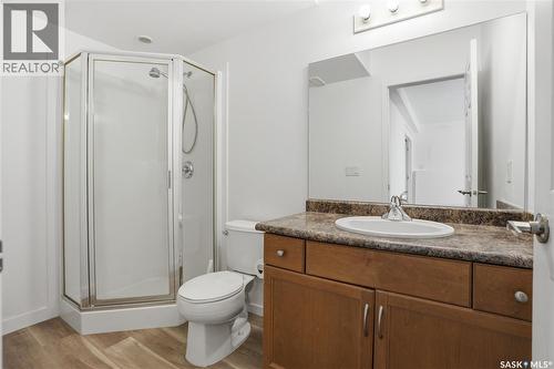 105 615 Stensrud Road, Saskatoon, SK - Indoor Photo Showing Bathroom