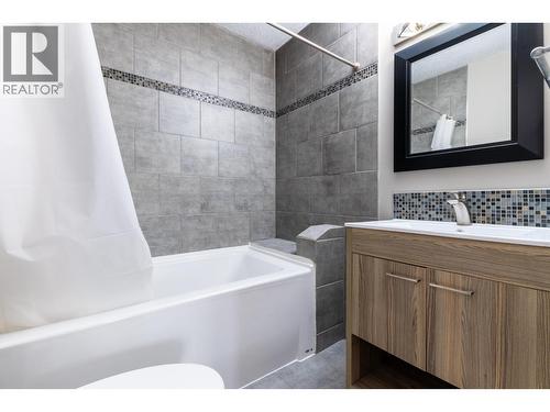 4608 Crocus Crescent, Prince George, BC - Indoor Photo Showing Bathroom