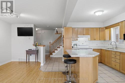 187 Hollyridge Crescent, Kitchener, ON - Indoor Photo Showing Kitchen