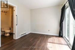 Primary Bedroom - 