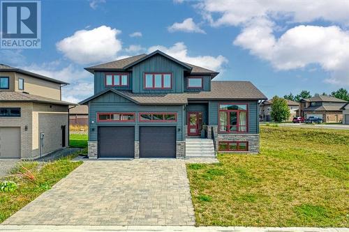 27 Noah Court  Sudbury, ON P3B 0G9