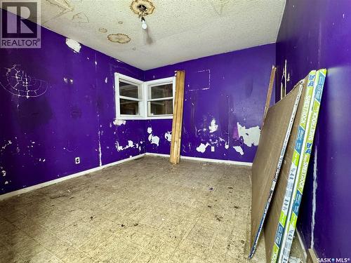 407 Broad Street, Cut Knife, SK - Indoor Photo Showing Other Room