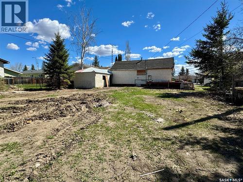 407 Broad Street, Cut Knife, SK - Outdoor