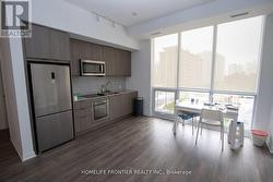 315 - 38 FOREST MANOR ROAD Toronto, ON M2J 1M1