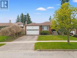 7 BRIARBLUFF AVENUE Toronto (West Hill), ON M1E 3H2