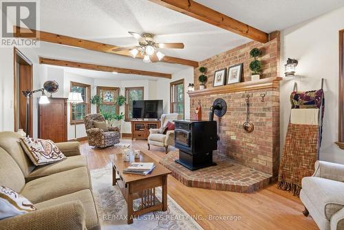 Living Room - 4271 Fallis Road, Scugog, ON - Indoor Photo Showing Kitchen