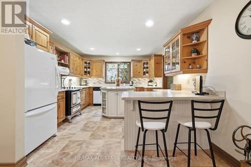 Kitchen - 4271 Fallis Road, Scugog, ON - Indoor Photo Showing Kitchen