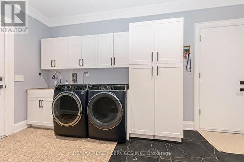 833180 4Th Line Ehs, Mono, ON - Indoor Photo Showing Laundry Room