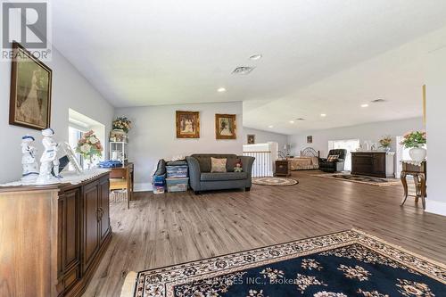 833180 4Th Line Ehs, Mono, ON - Indoor